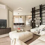 Dorato Townhouse Sabrina By The Vila