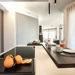Dorato Townhouse Sabrina By The Vila Colico