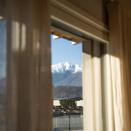 Villa Dorato Luxury Sabrina View *