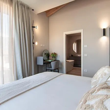 Dorato Luxury Sabrina View Villa Colico