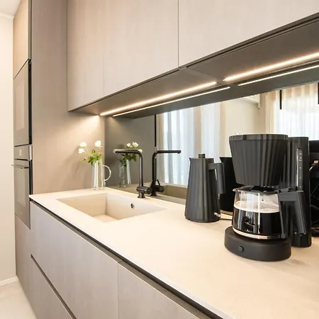 Villa Dorato Luxury Sabrina View *