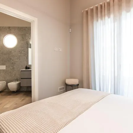 Dorato Luxury Sabrina View