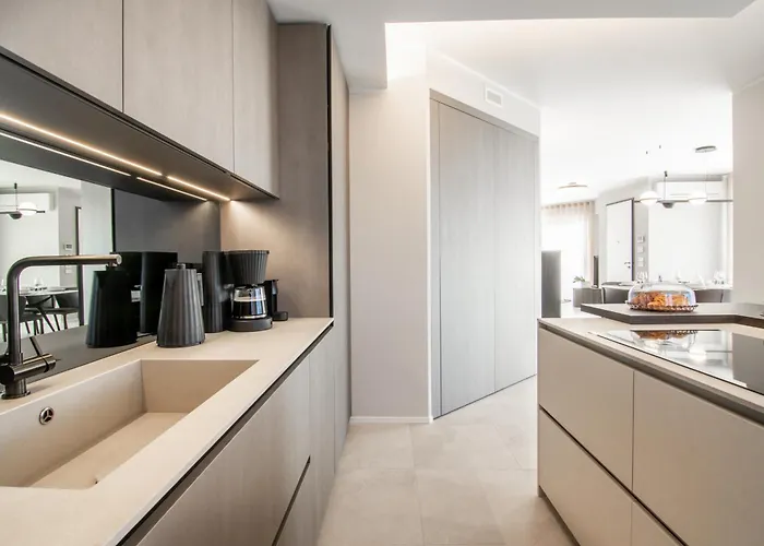 וילה Lago Dorato Townhouse Sabrina By The Como Lake *