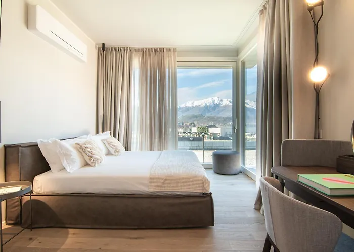 Lago Dorato Townhouse Sabrina By The Como Lake *