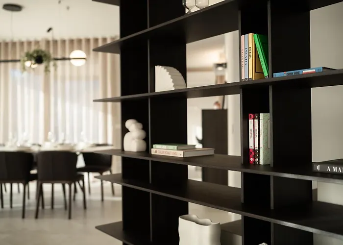 Lago Dorato Townhouse Sabrina By The Como Lake וילה