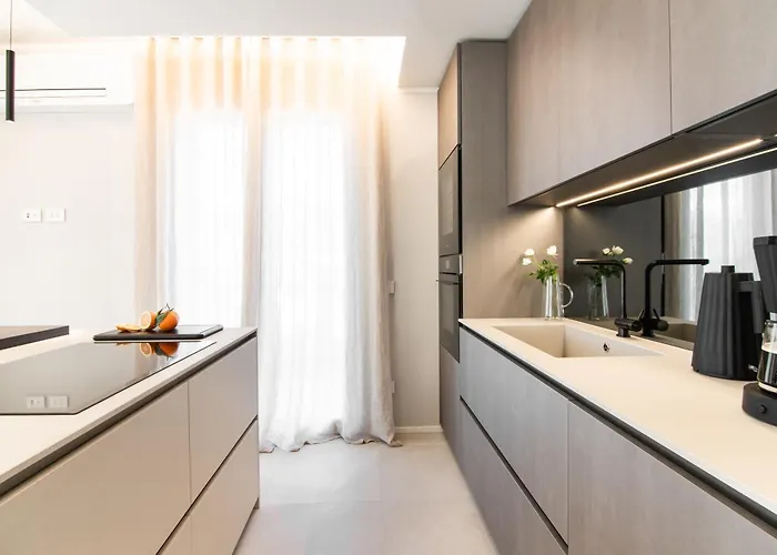 Lago Dorato Townhouse Sabrina By The Como Lake * קוליקו