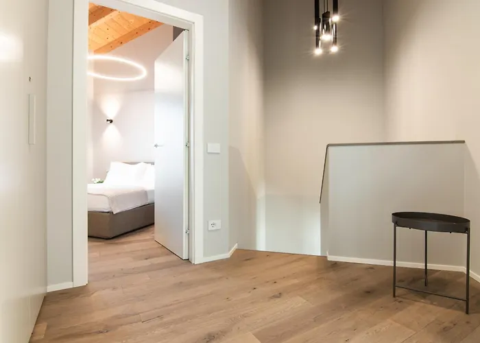 Lago Dorato Townhouse Sabrina By The Como Lake וילה *