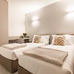 Dorato Townhouse Sabrina By The Villa